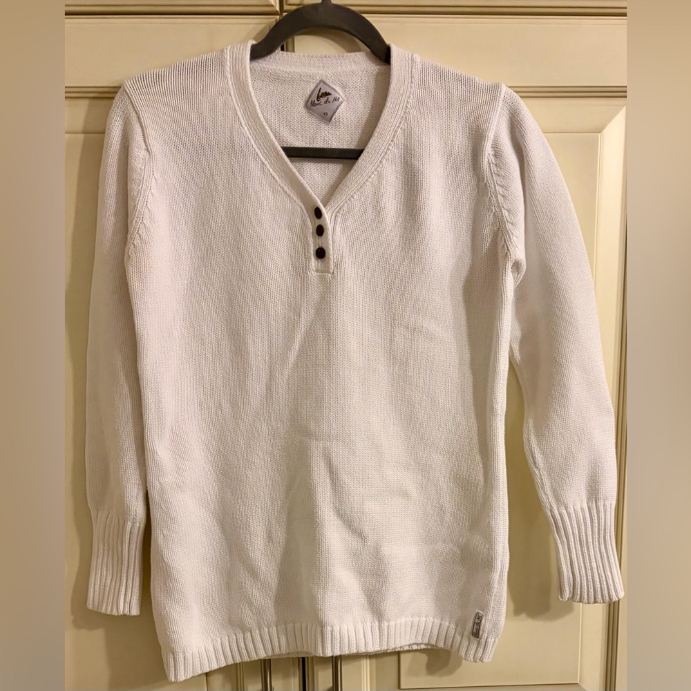 Blanc du Nil White V-Neck Sweater with Button Accents. Medium. 100% Cotton.